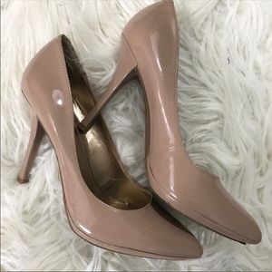 Bcbg nude pumps ☺️☺️☺️☺️☺️☺️☺️